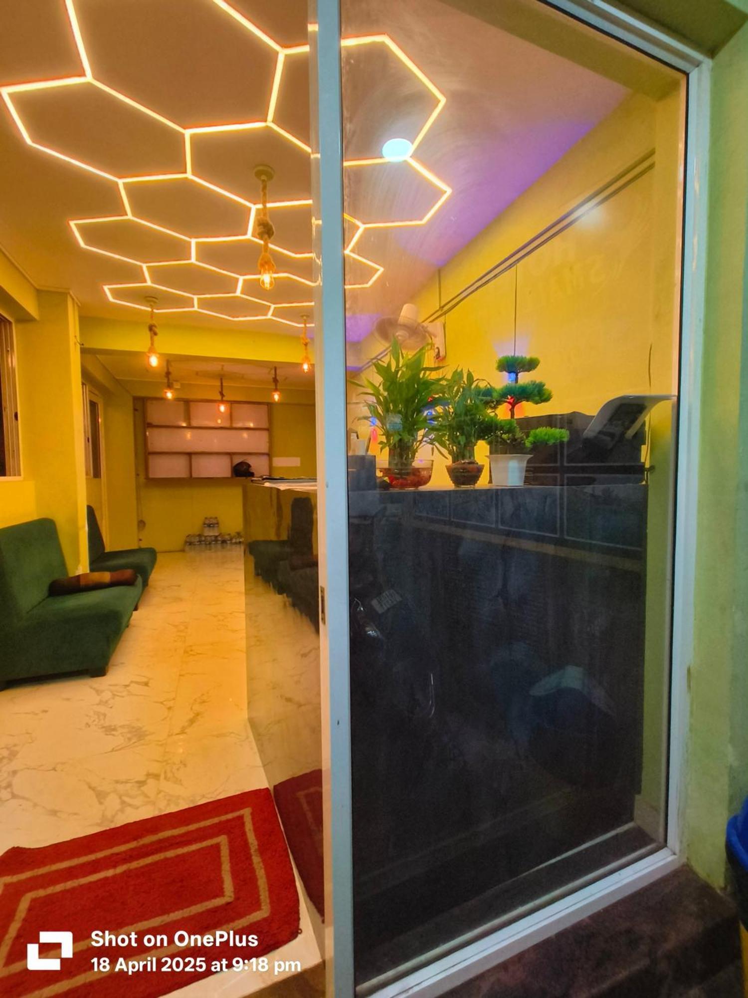 Hotel Small Daddy Plus Калангут Екстер'єр фото