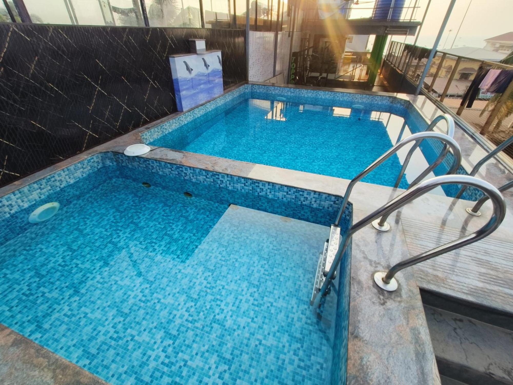 Hotel Small Daddy Plus Калангут Екстер'єр фото